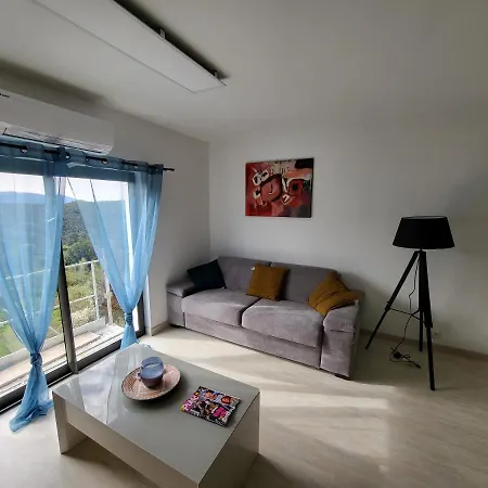 Villa Entre Mer Et Montagne *