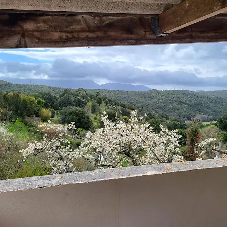 Villa Entre Mer Et Montagne *